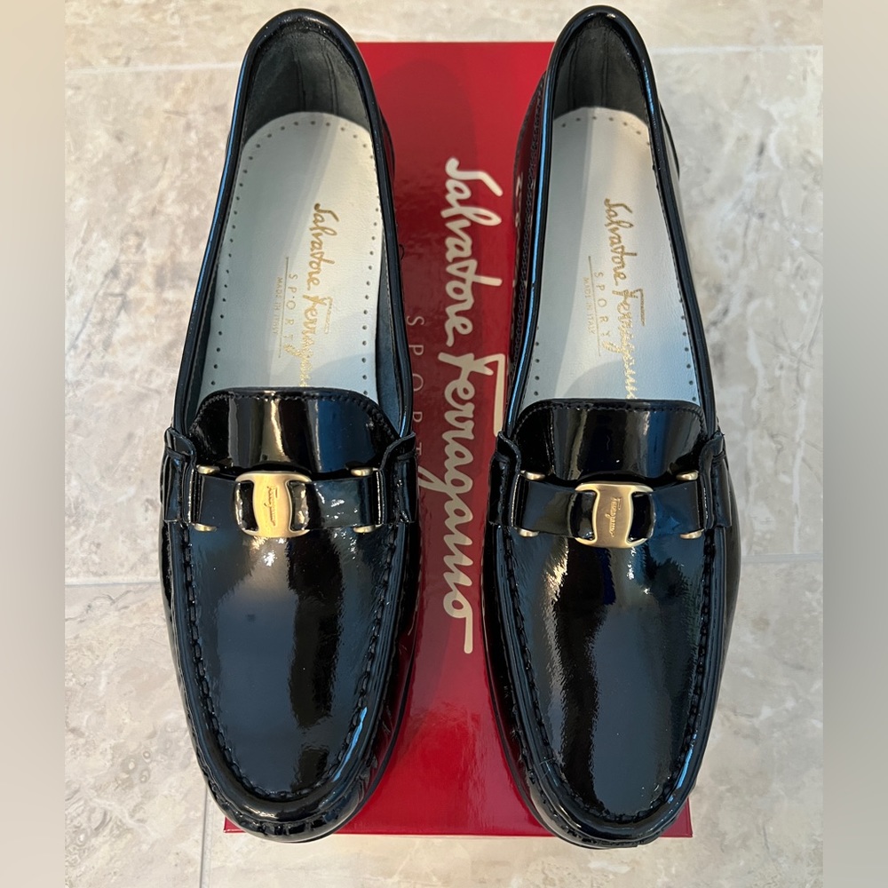 SALVATORE FERRAGAMO Women’s Loafers, Size 8B